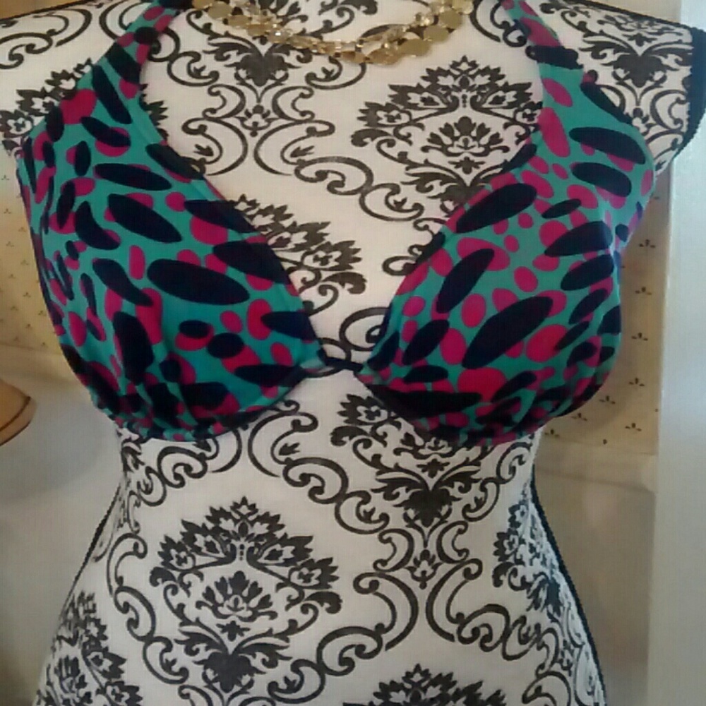 Victoria secret bathing suit top